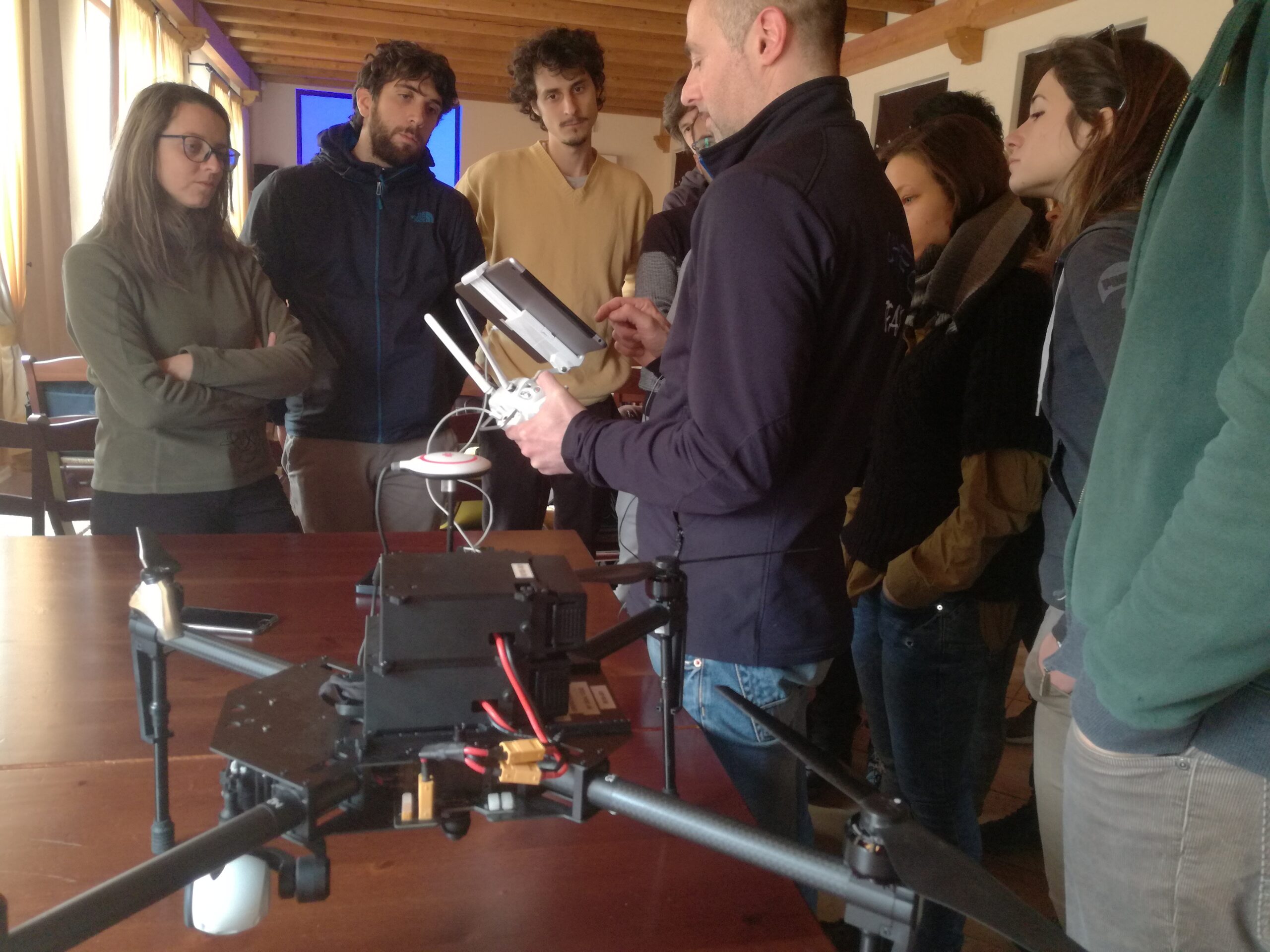 Rilievo fotogrammetrico con APR presso la Tenuta Civrana (VE) con il team di Archetipo srl
